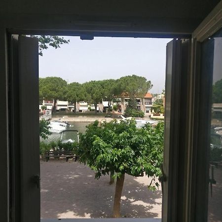 Charmant Appartement Avec Vue Marina Saint-Cyprien  Exterior foto