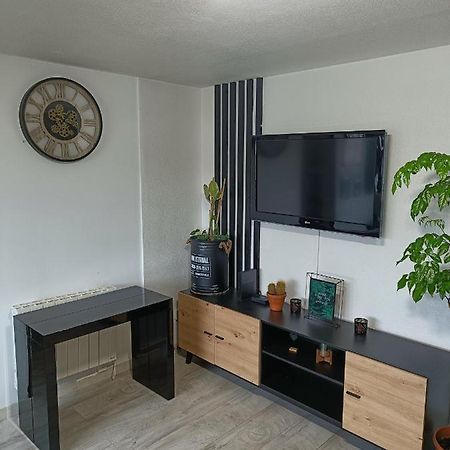 Charmant Appartement Avec Vue Marina Saint-Cyprien  Exterior foto