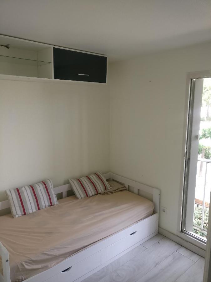 Charmant Appartement Avec Vue Marina Saint-Cyprien  Exterior foto